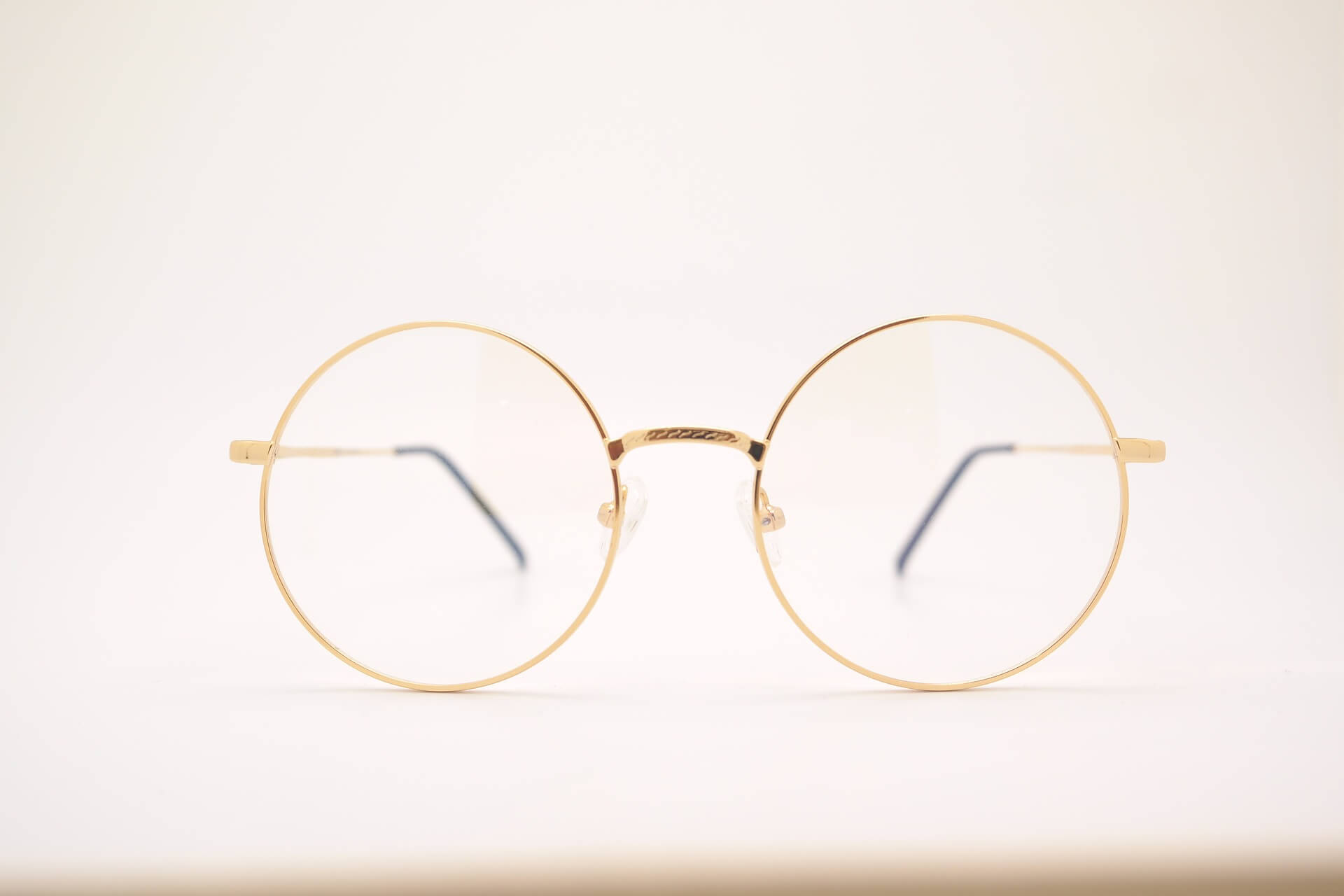 Brille (C)LeeChangmin Pixabay