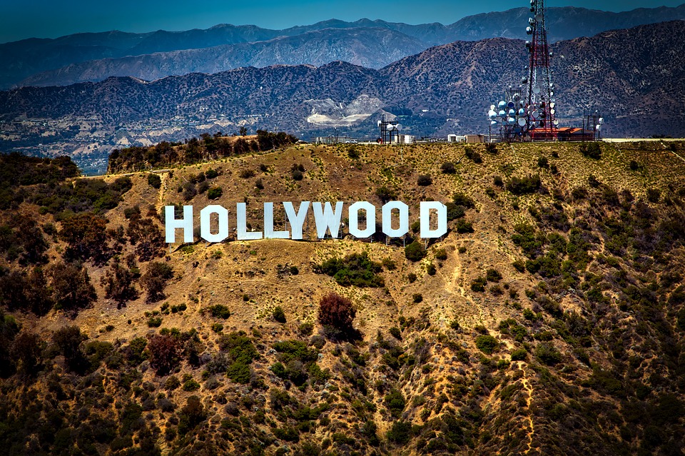 Hollywood Hills Blick auf die Hollywood Hills mit Hollywood Schriftzug.